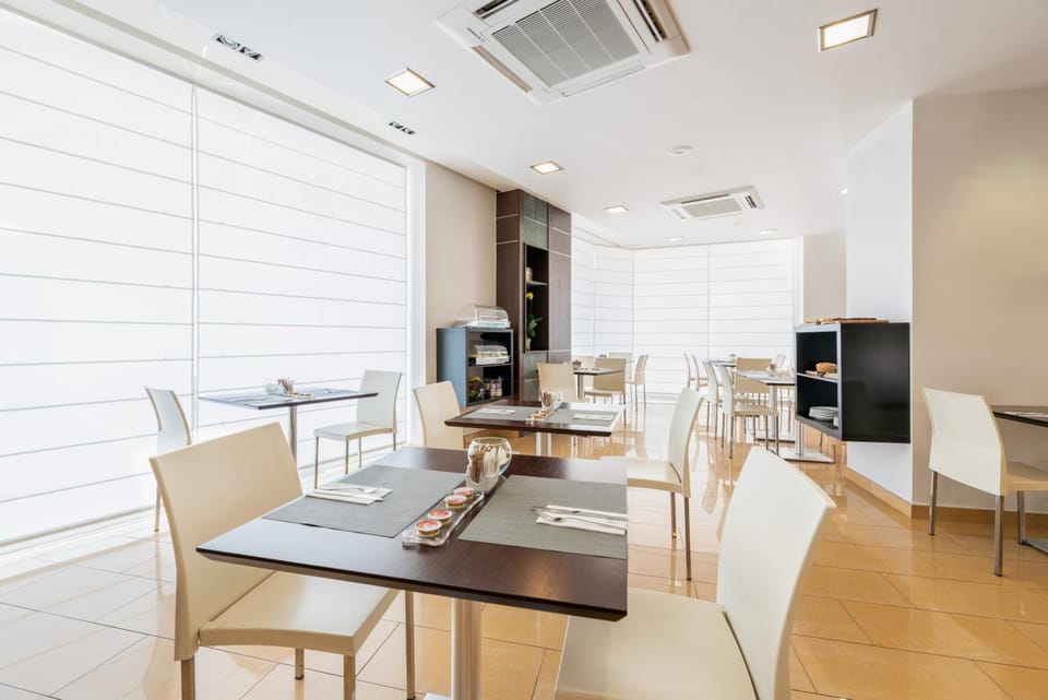 Bar/lounge