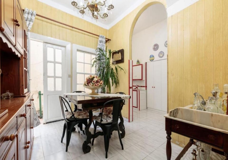 Emblematic House in Santa Cruz de La Palma Lodge in La Palma