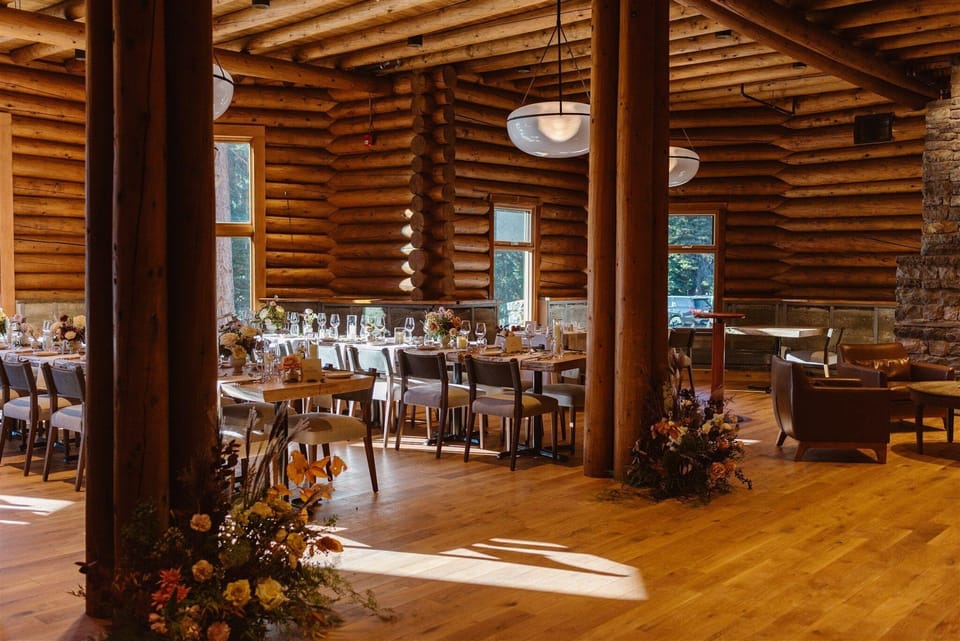 The Lodge at Bow Lake Hotel in Columbia-Shuswap A