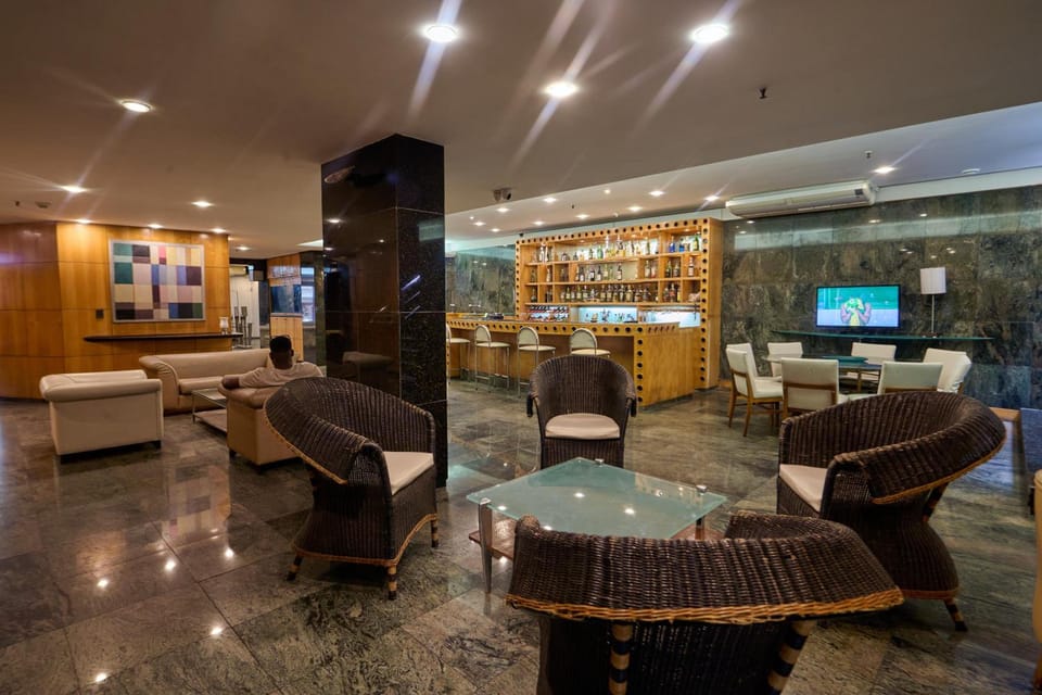 Shared lounge/TV area
