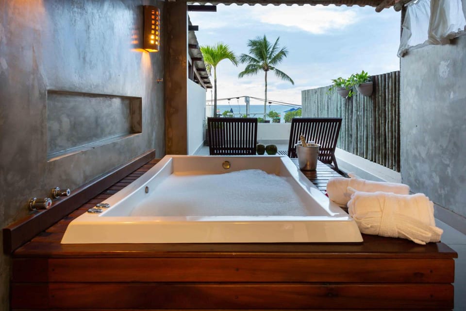 Hot tub