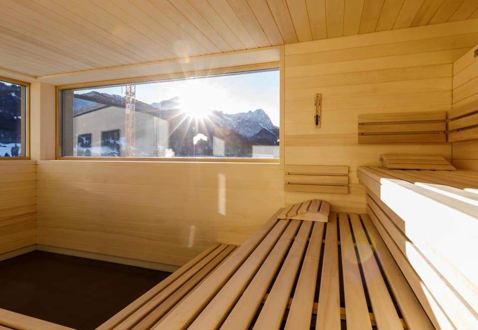 DJH moun10 Jugendherberge - Youth Hostel - membership required! Hostel in Garmisch-Partenkirchen