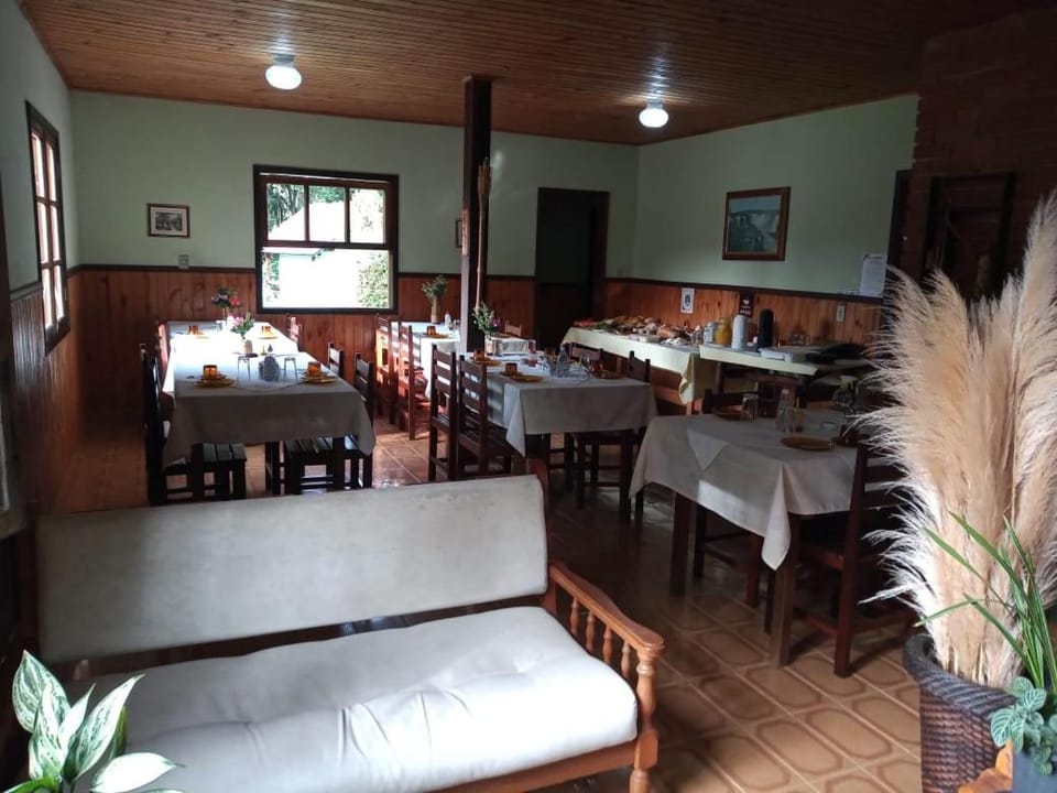 Pousada Sitio dos Pinhais Inn in State of Rio de Janeiro