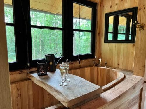 Les cabanes des Dolimarts Hotel in Wallonia, Belgium
