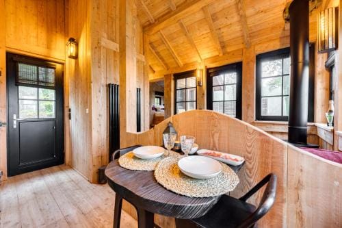Les cabanes des Dolimarts Hotel in Wallonia, Belgium