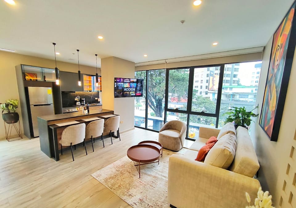 Republica del Salvador Coliving Ecuador Hotel in Quito