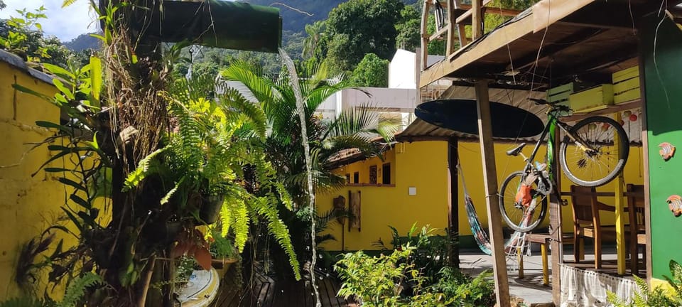 Bela Casa Quartos e Hostel Ilha Grande Hostel in Angra dos Reis