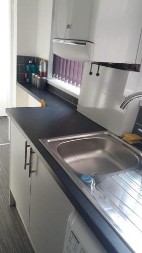 Rossy Homes Hotel in Stoke-on-Trent