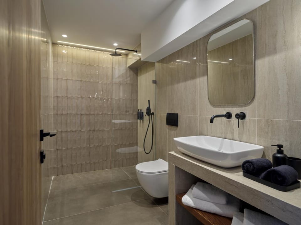 Haya Athens Loftie Suites Hotel in Athens