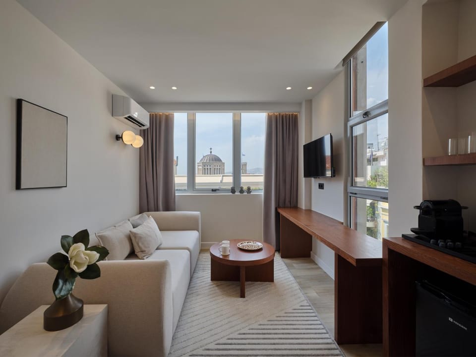 Haya Athens Loftie Suites Hotel in Athens