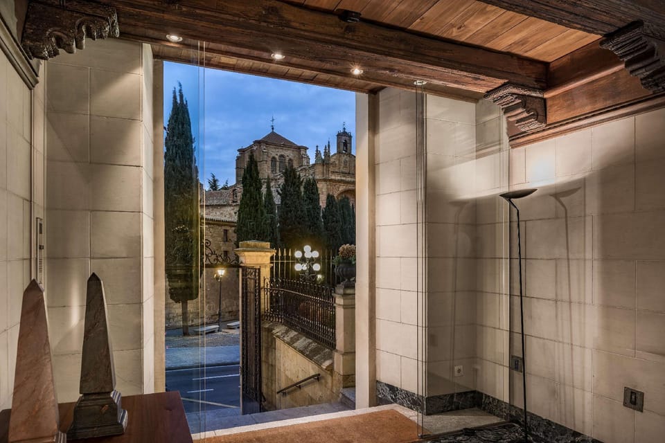 NH Collection Salamanca Palacio de Castellanos Hotel in Salamanca