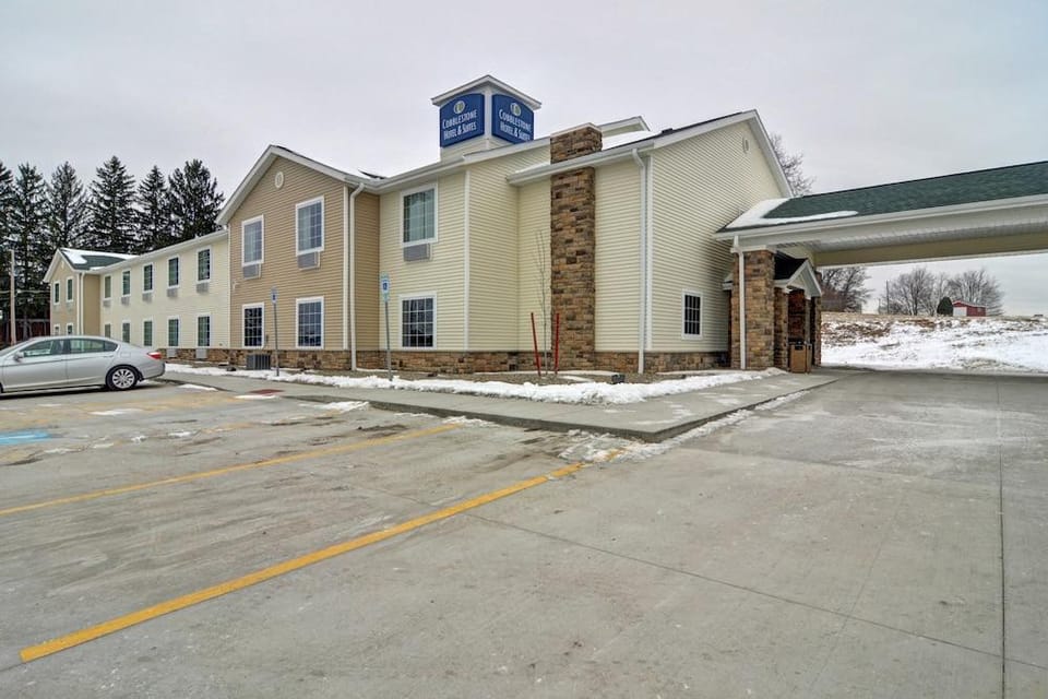The Inn at Punxsutawney Hotel in Allegheny River