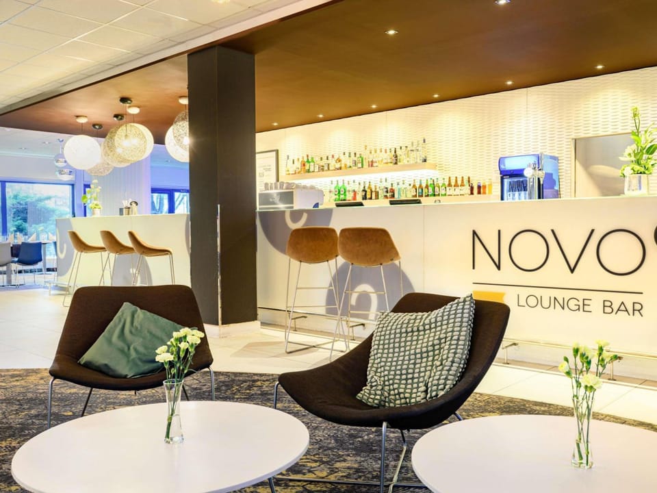 Bar/lounge