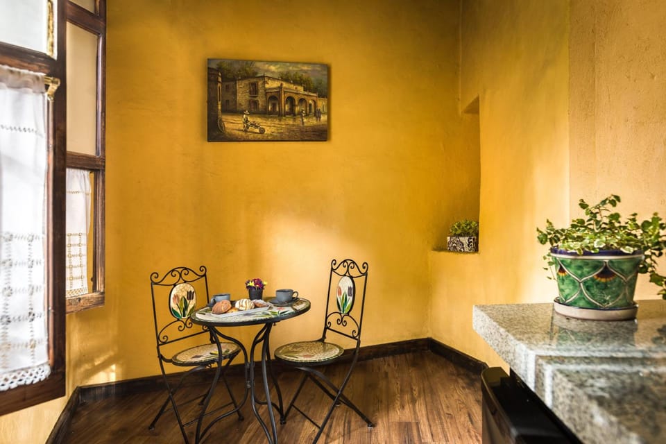 Los Camilos Hotel in Mexico City
