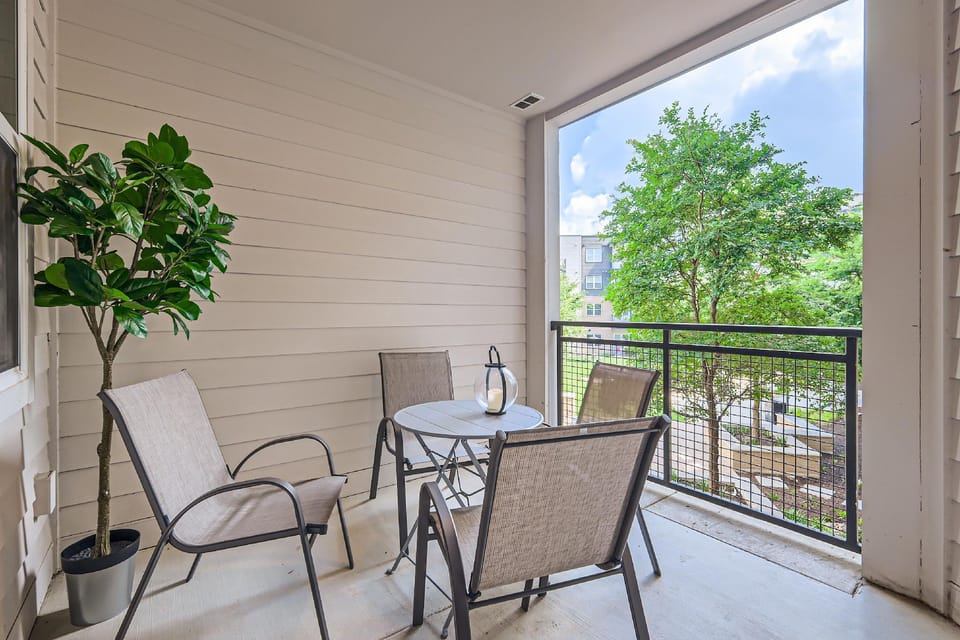 Best stay in Austin Hotel in Montopolis