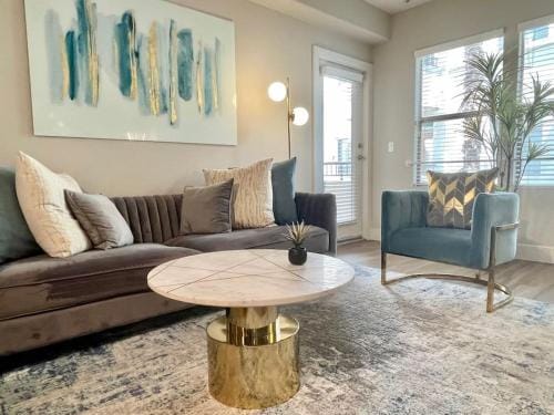 Lux One Bedroom Condo with Garden View Hotel in Westwood