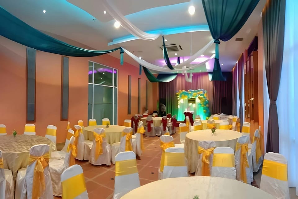 Paradise Spa Hotel Hotel in Port Dickson