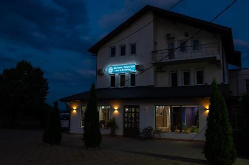 Bujtina Podguri Authentic Stay with Breakfast and Parking Hotel in Montenegro