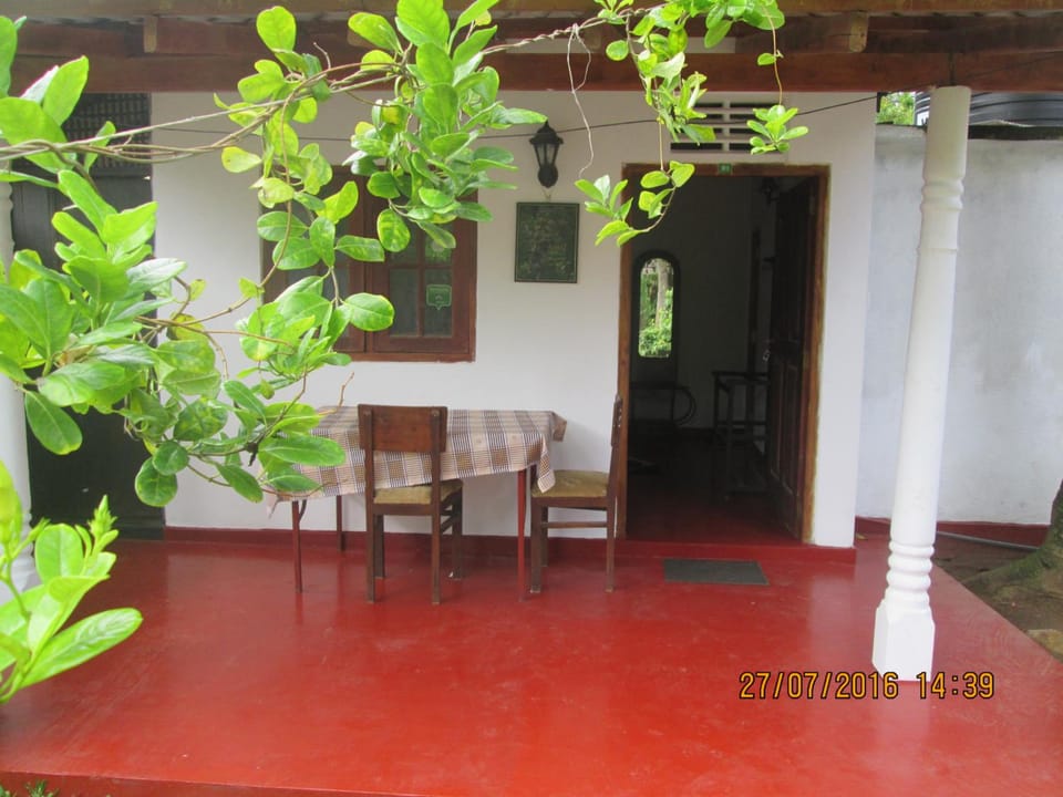 Nature Inn Inn in Mirissa
