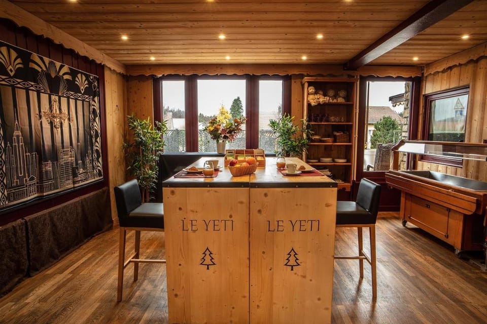 Hotel Restaurant LE YETI Hotel in Canton of Vaud