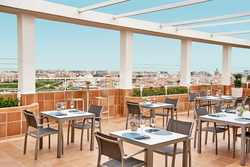 NH Center Hotel in Valencia