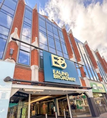 West London Luxury Oasis, Ealing Broadway! Hotel in London Borough of Ealing