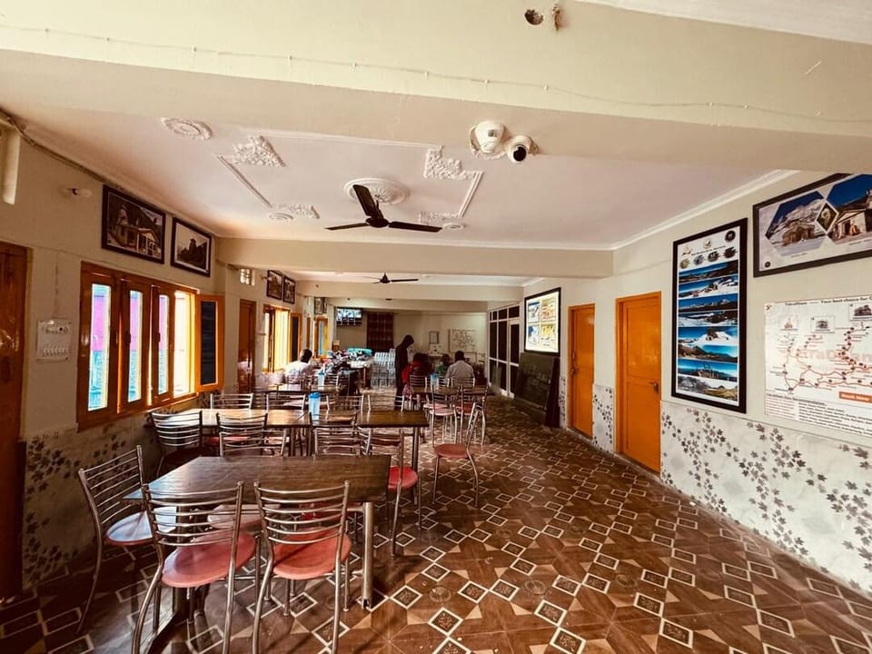 NEW BASERA HOTEL Hotel in Uttarakhand