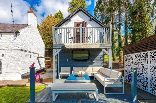 Farm House at Mochdre Cottages Hotel in Wales