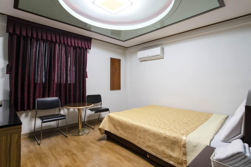 Sangbong eden Hotel in Seoul
