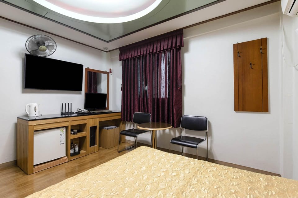 Sangbong eden Hotel in Seoul