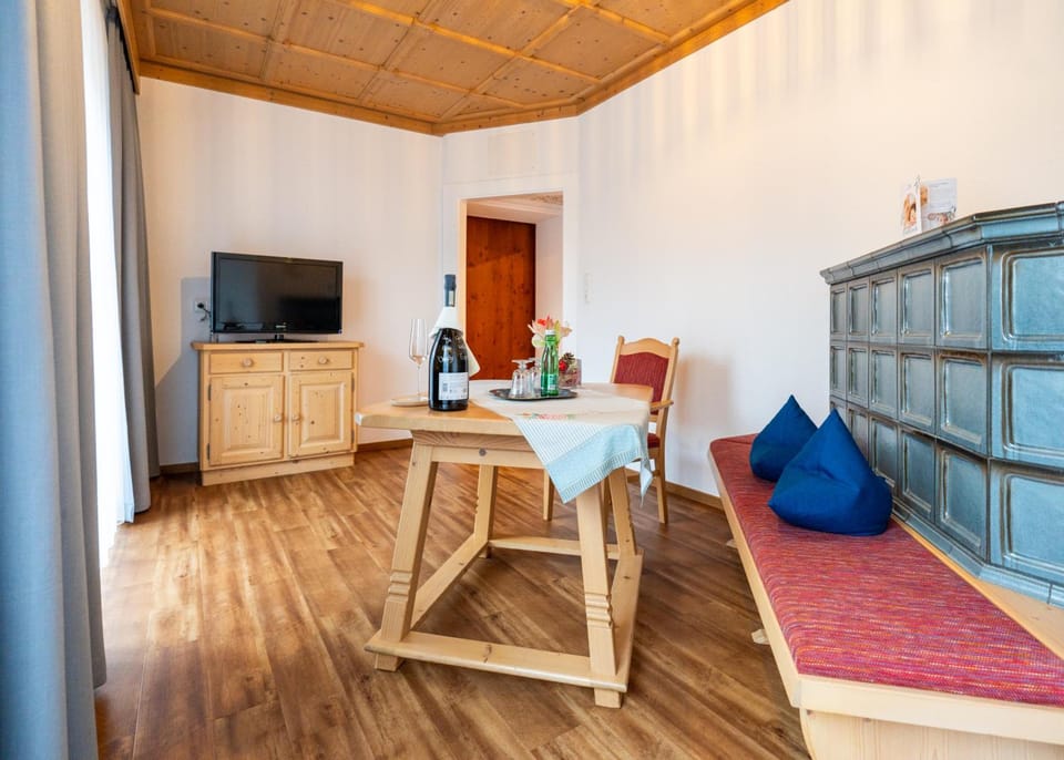 Hotel Krone Tirol Hotel in Tyrol