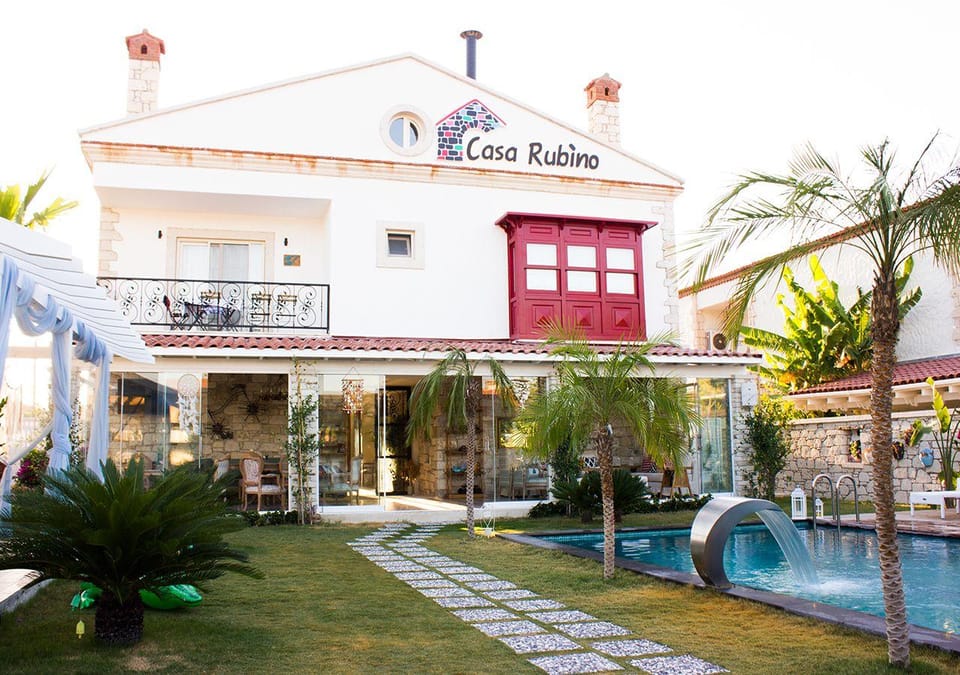 Casa Rubino Otel Hotel in Alaçatı