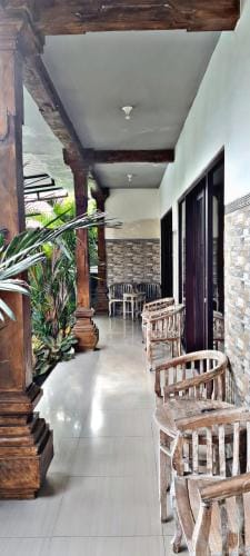 3 Room's Canggu Hotel in North Kuta