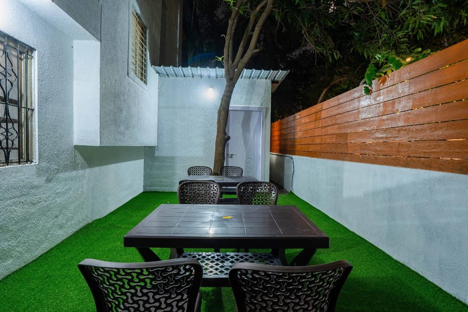 Itsy Hotels Iconic Hotel in Pune