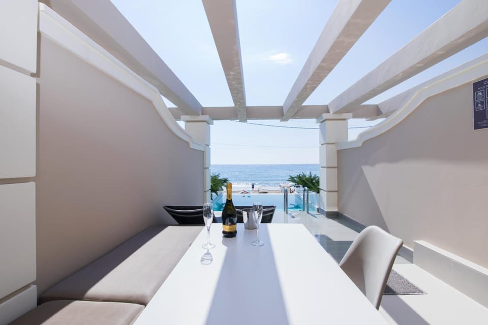 Agios Gordios Beach Resort Hotel in Saint Gordios beach