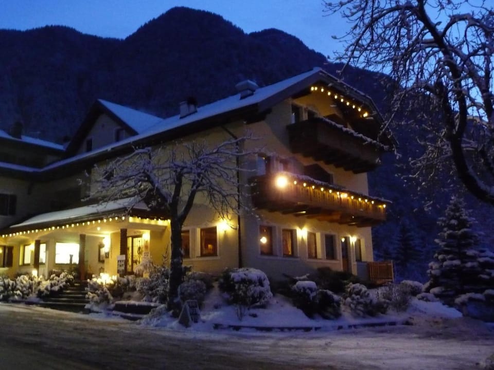 Hotel Weisses Rossl 3Sup Hotel in Trentino-South Tyrol