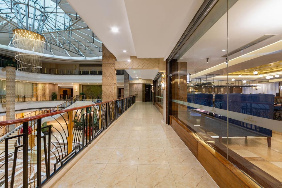 Chongbin International Hotel (Jiazhou Road Xinpaifang Branch) Hotel in China