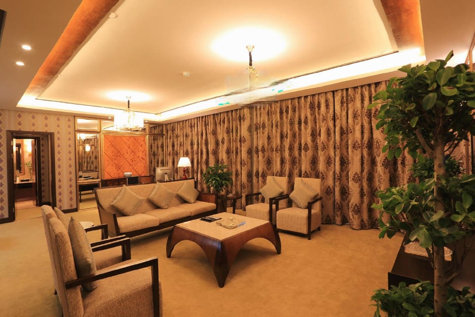 Xinding Holiday Hotel Hotel in Hubei