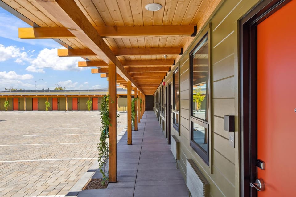 The Evergreen Hotel in Larkspur