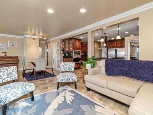 Beachtown Bella 2 bed Ocean View Hotel in Oceanside