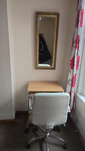 Balfour House Hotel in Leicester