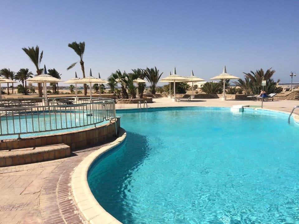 SUNRISE Juman Beach Resort Hotel in Hurghada