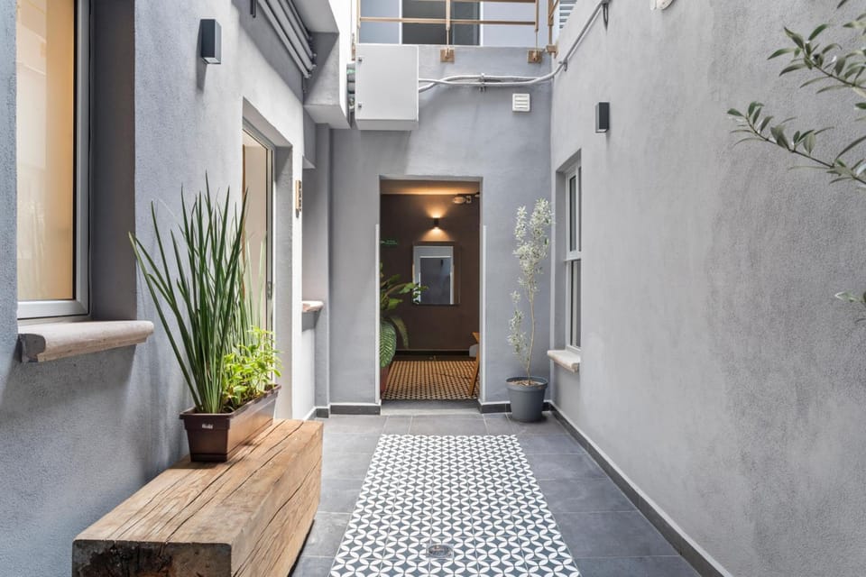 Universidad by Homirent Hotel in Santiago de Queretaro
