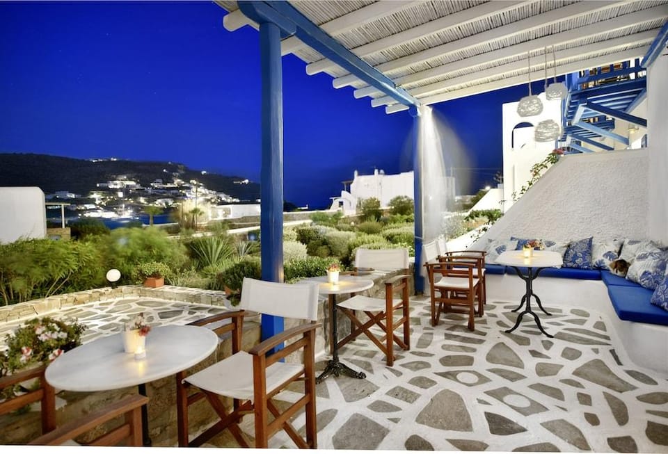 Hotel Erato Hotel in Decentralized Administration of the Aegean
