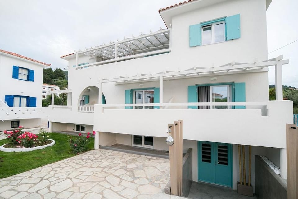 SUNRISE VILLAGE Hotel in Skopelos