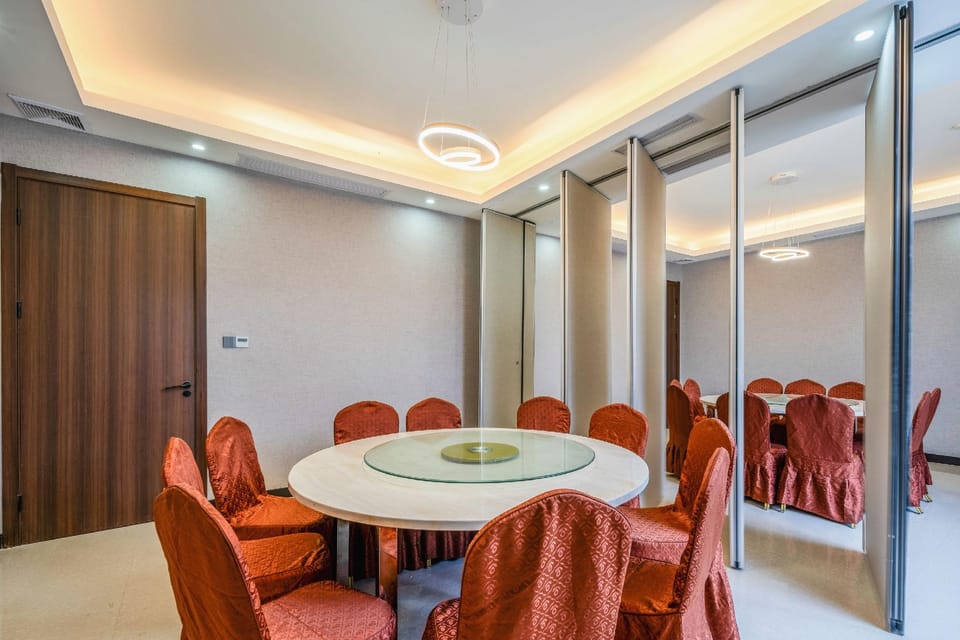 Grand Rezen Hotel Shanghai Pudong Shenjiang South Road Hotel in Shanghai