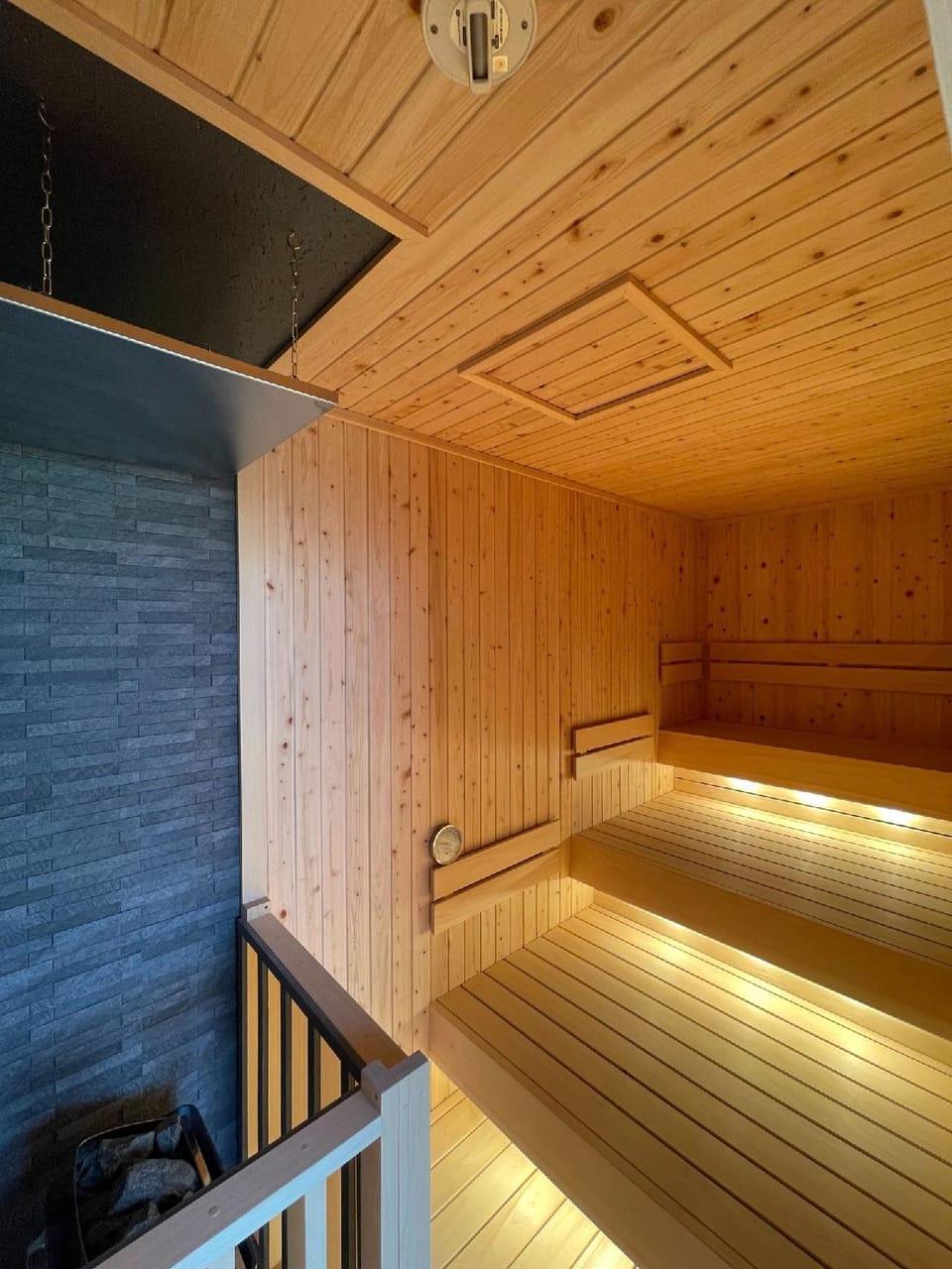 MIKASAKAN - Pine Room Hotel in Osaka Prefecture