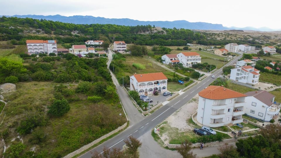 Apartmani Vila Caska Hotel in Novalja