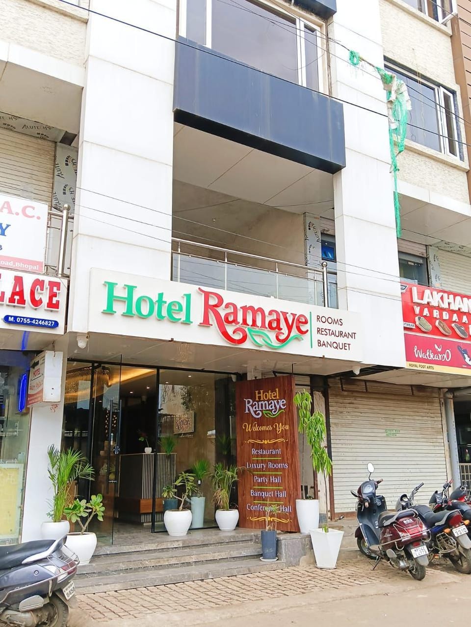 Hotel Ramaye,Bhopal Hotel in India