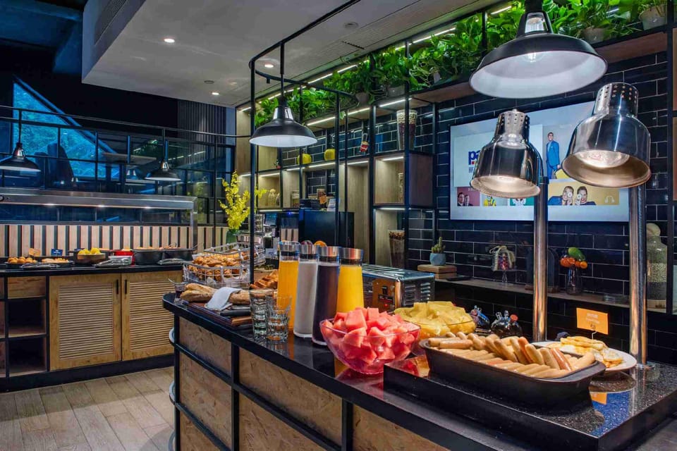 Park Inn by Radisson Shanghai Global Harbor Hotel in Shanghai